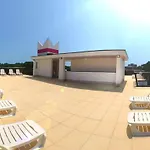 Апартаменты Enjoy The Sun From Our Terrace-beahost