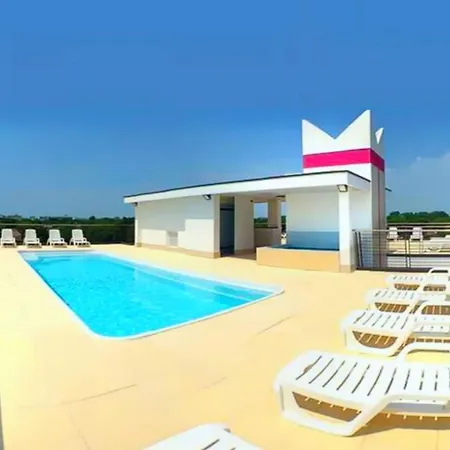 Enjoy The Sun From Our Terrace-beahost Apartmán *